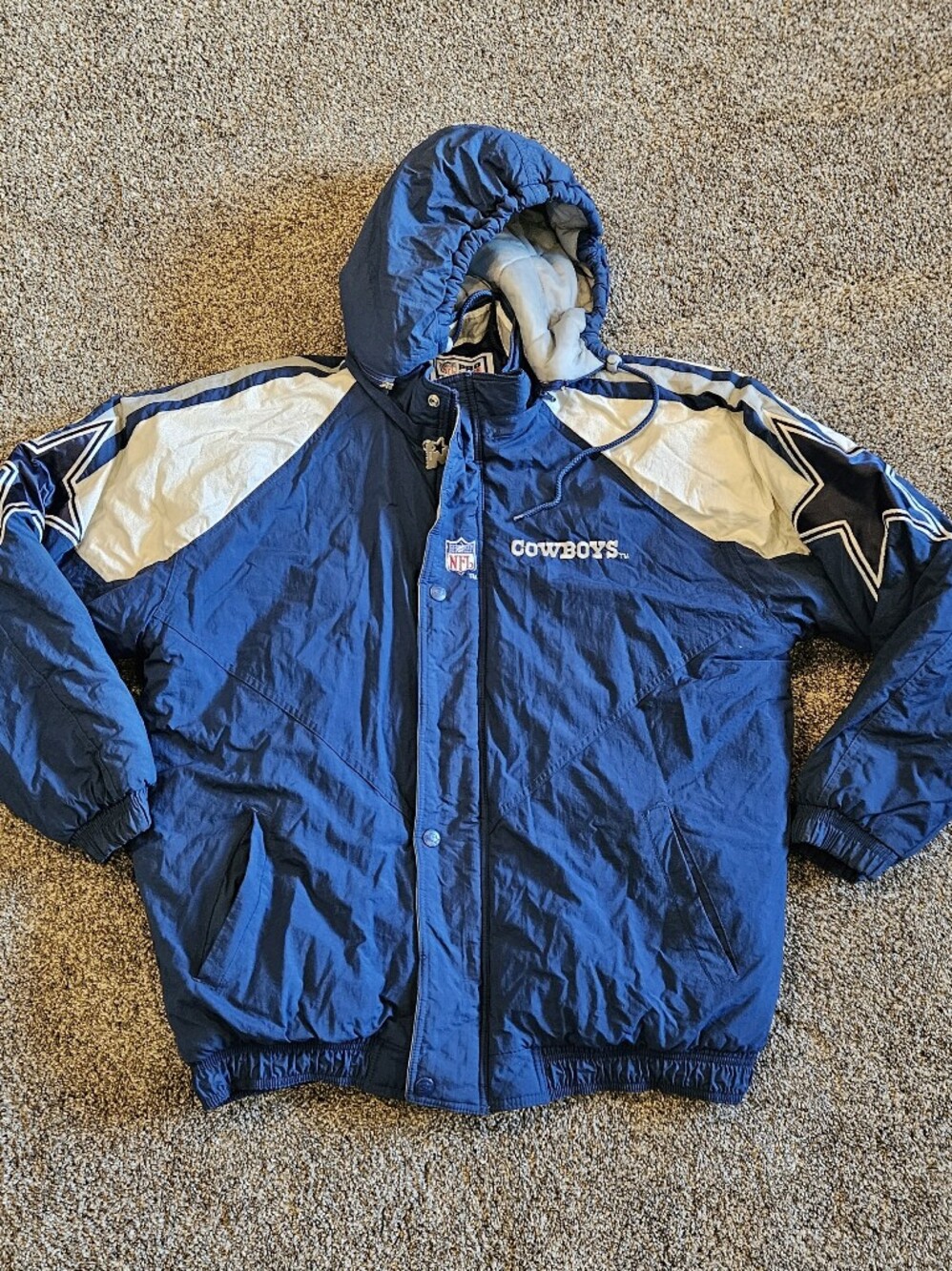 Vintage 1990's NFL Dallas Cowboys Authentic Pro-Line Windbreaker Puffer Jacket